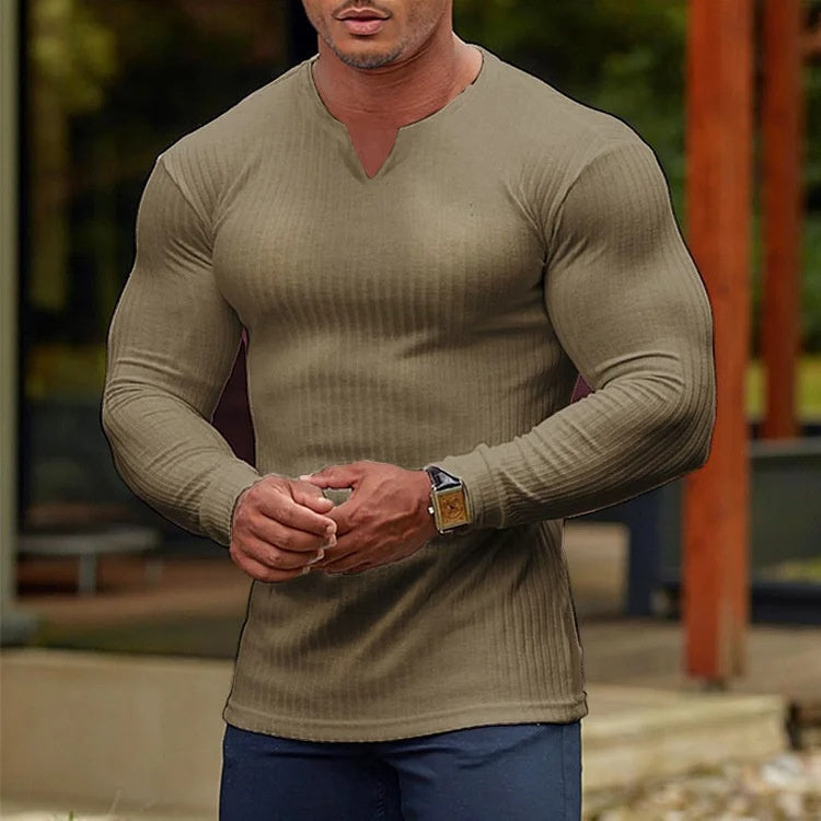 T-shirt sportiva a maniche lunghe alla moda con scollo a V per uomini