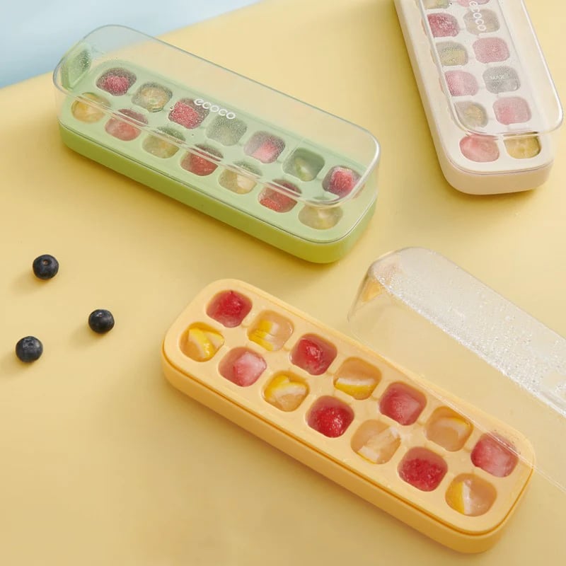 Eiswürfelbehälter aus Silikon mit Druckfunktion