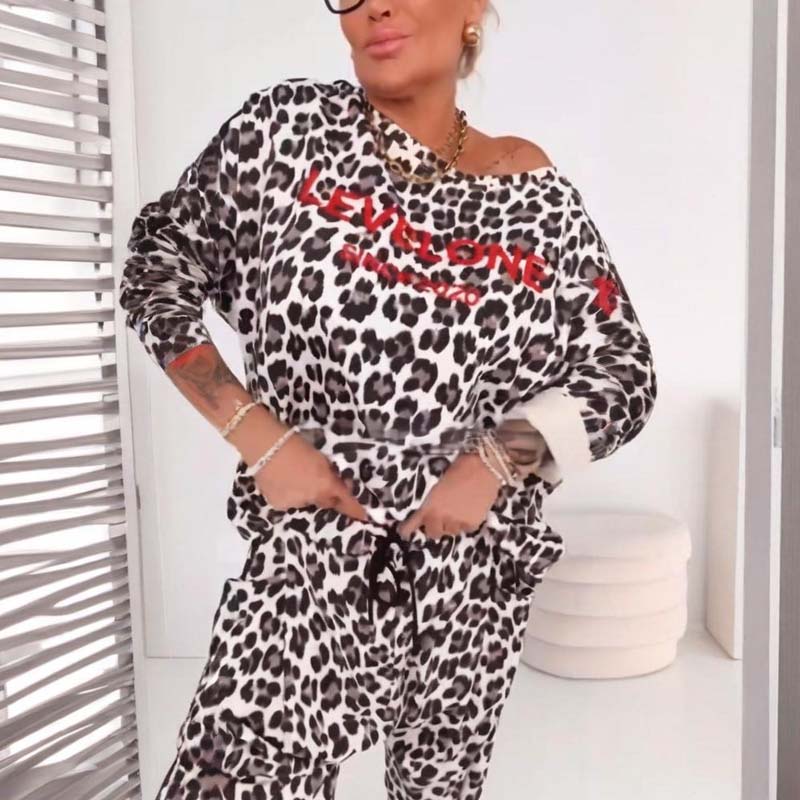 Damen-Zweiteiler mit Leopardenmuster (Sweater und Hose)