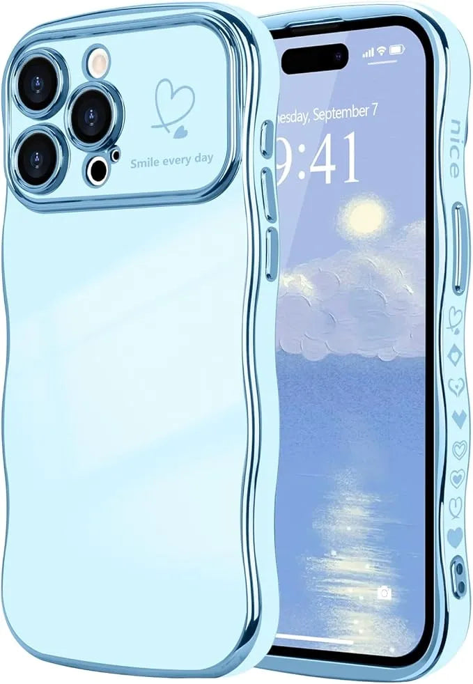 Modische, stoßfeste iPhone-Hülle in Uni-Farbe mit Wellenrand und Herzmuster