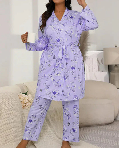 Gemütliches 3-teiliges Pyjama-Set – Bademantel, Hemd und lange Hose