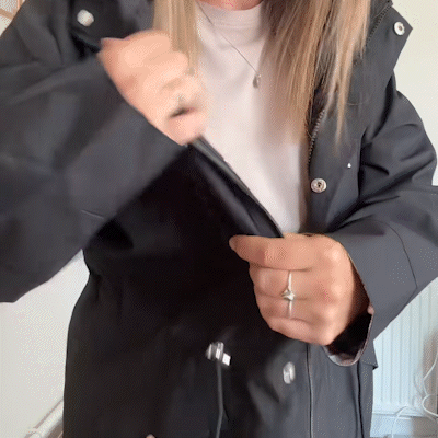⏳LAST DAY SALE 60% OFF !!📢🌧️💧Ultimate Plaid Waterproof Jacket for Women🍃Unleash Style and Durability in Any Storm!