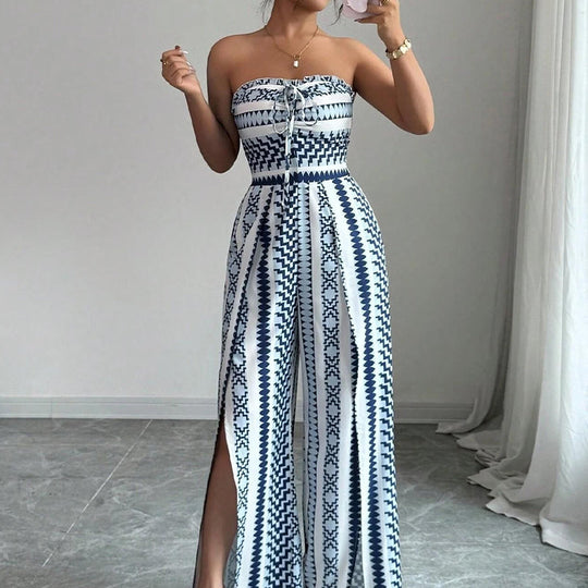 👗50% OFF NOW!💥Geometric Jumpsuit with Halter Neckline &amp; Side Slit – Unique print &amp; elastic back – Versatile, perfect for summer parties or resort wear ✨