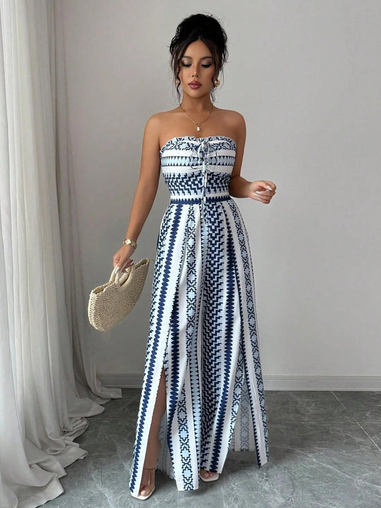 👗50% OFF NOW!💥Geometric Jumpsuit with Halter Neckline &amp; Side Slit – Unique print &amp; elastic back – Versatile, perfect for summer parties or resort wear ✨
