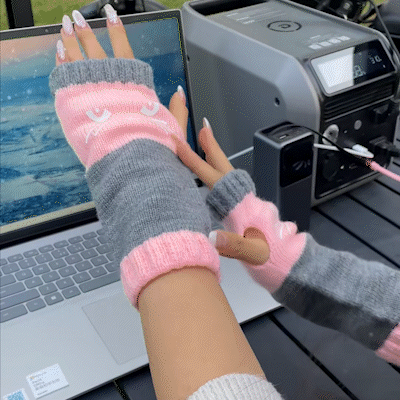 🔥Warm und kuschelig🧤Damen-Strickhandschuhe ohne Finger mit süßem Katzenmuster🐱
