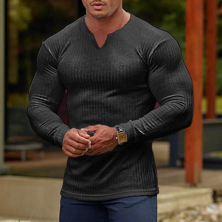 T-shirt sportiva a maniche lunghe alla moda con scollo a V per uomini