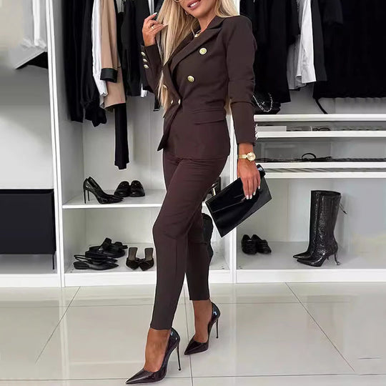 🔥HEISSER VERKAUF 50 % RABATT🔥Damen-Doppelreihiger Blazer &amp; Maßgeschneiderte Hosen-Kombination