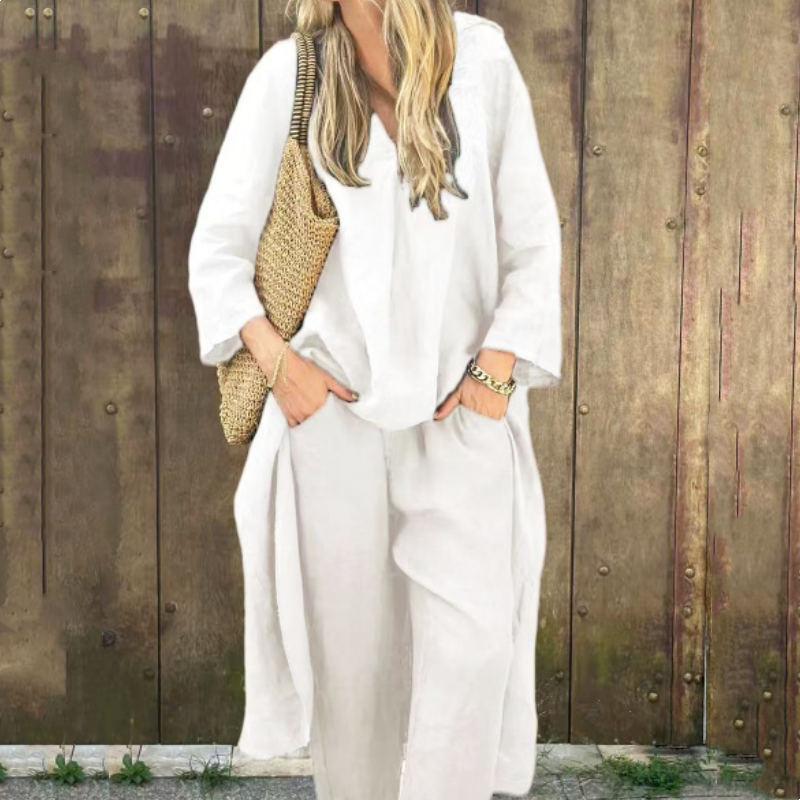 Summer, loose ladies 2-part set: top with bag and V-neck &amp; matching trousers