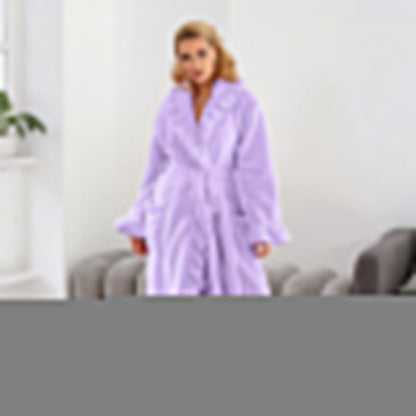 50 % Rabatt, nur bis zu diesem Wochenende!🧖♀️ Luxuriös weicher Bademantel – ultraweicher Stoff, elegante Rüschen und Komfort für jeden Tag