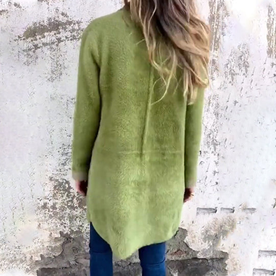 Cappotto classico ed elegante da donna di lunghezza midi