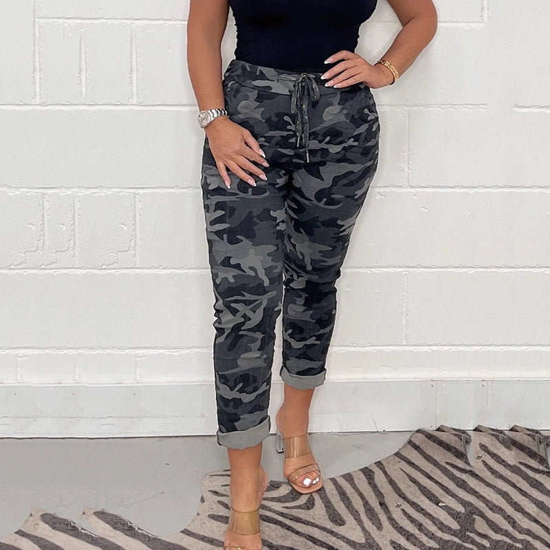 Pantalones casuales con cordón de camuflaje para mujer