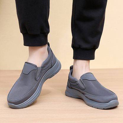 👟 50% RABATT JETZT! ✨ Herren Orthopädische Atmungsaktive Slipper-Sneakers - Fußgewölbe Unterstützung mit Memory-Schaum Einlegesohlen für Ganzägigen Komfort 🏃‍♂️💨