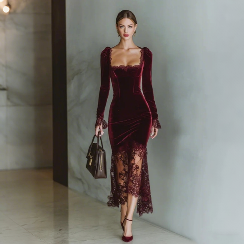 Damenkleid mit quadratischem Ausschnitt und Spitzenverzierung