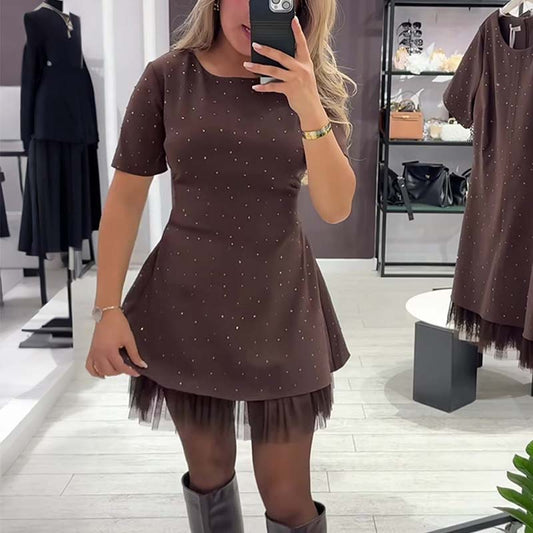 Glitzerndes Minikleid mit kurzen Ärmeln und Spitzenbesatz für Damen