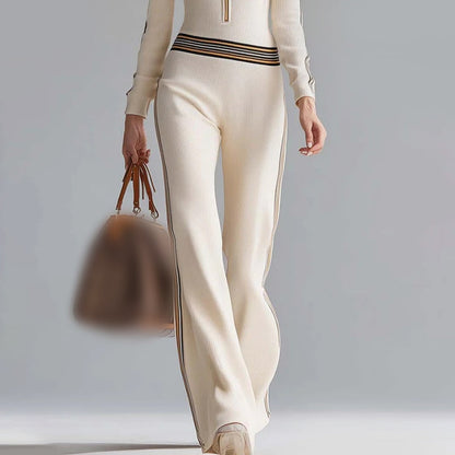 Hose mit Kapuze, V-Ausschnitt und Reißverschluss für Damen