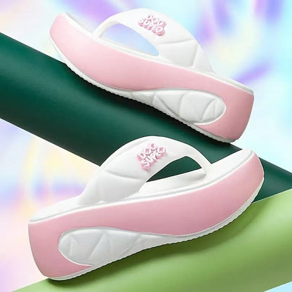 🔥Solange der Vorrat reicht 40 % Rabatt!🎉Sommerliche Flip-Flops für Damen mit weicher Plateausohle und Farbblock-Design