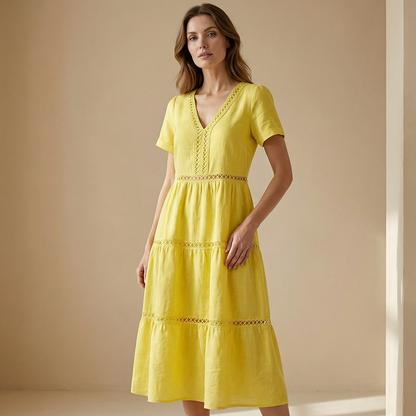 🌸👗✨ Elegantes Damenkleid mit V-Ausschnitt & Spitzeneinsätzen – feminin, edel, perfekt für besondere Anlässe. 🕊️