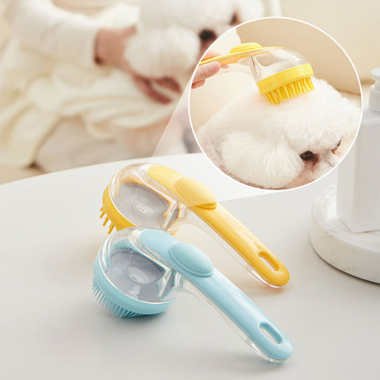 🛁🐾 Pet Bath Brush with Soap Dispenser – Long Handle, No Bending, Soft &amp; Efficient, Easy Bath at Home 🧼✨