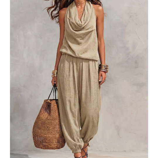 💃 2026 Sale — Over 33,000 Sold!🔥 Chic Draped Halter Neck Jumpsuit – Relaxed Wide-Leg Silhouette ✨